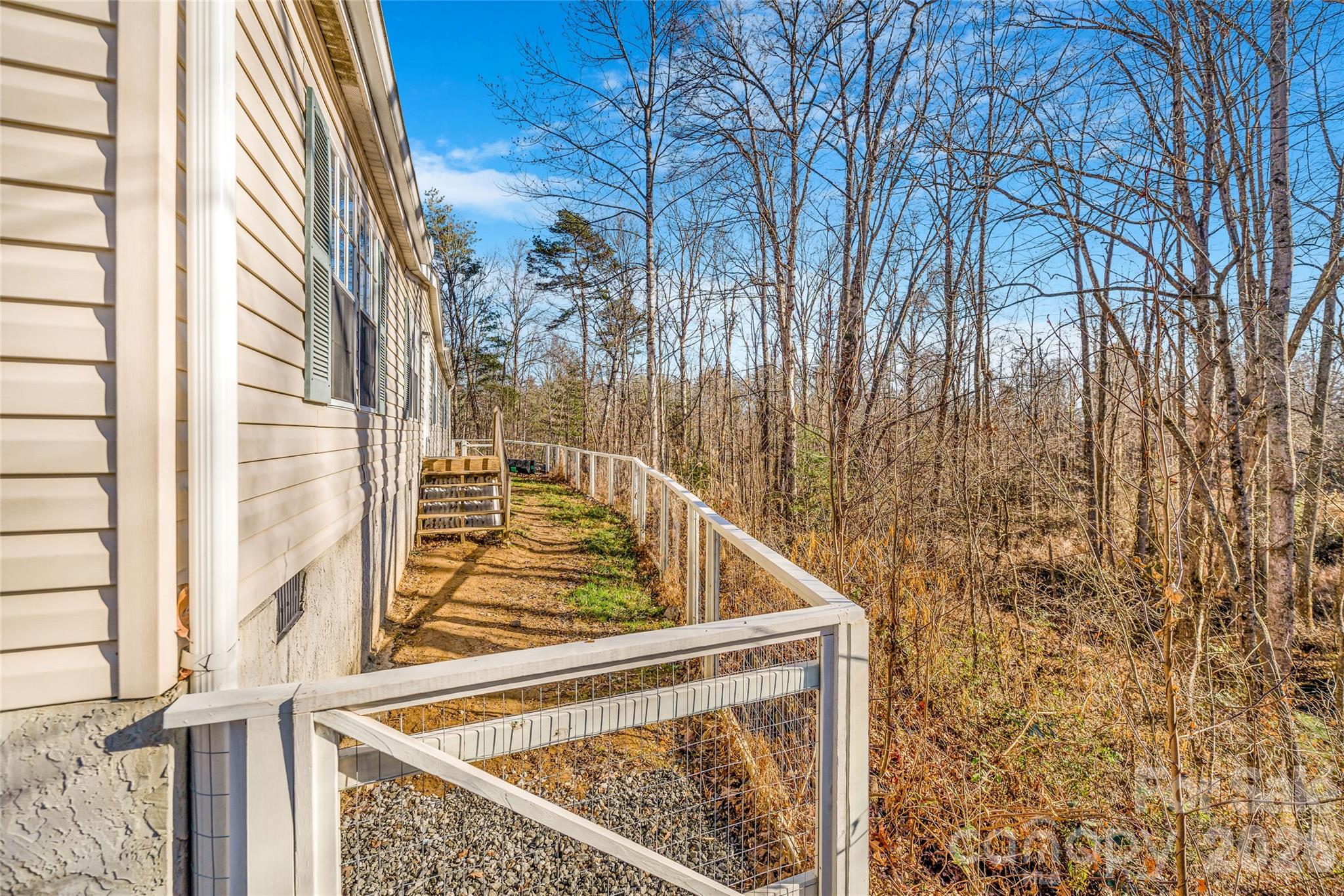 140 Crows Nest Road Hendersonville NC 28791