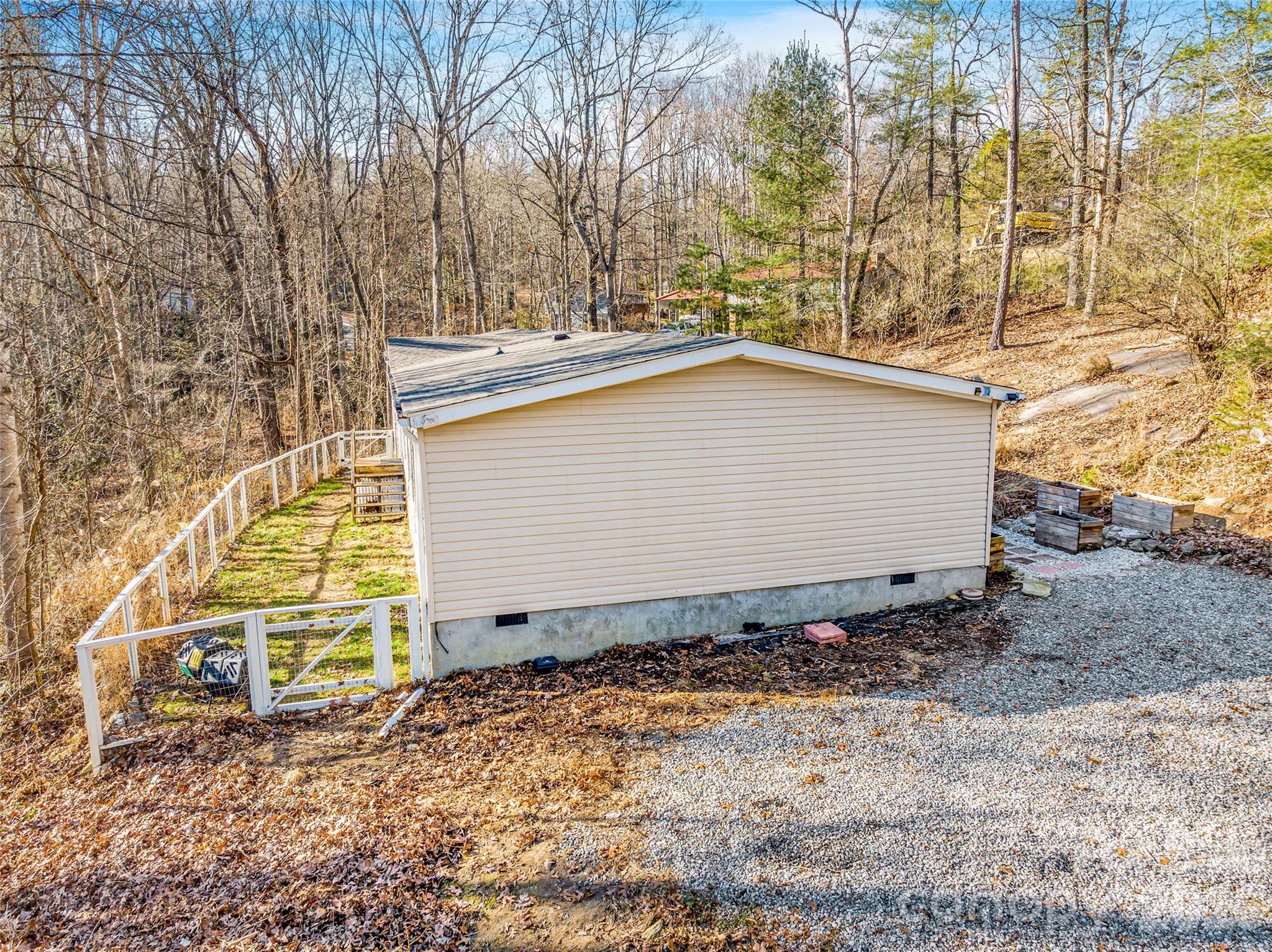 140 Crows Nest Road Hendersonville NC 28791
