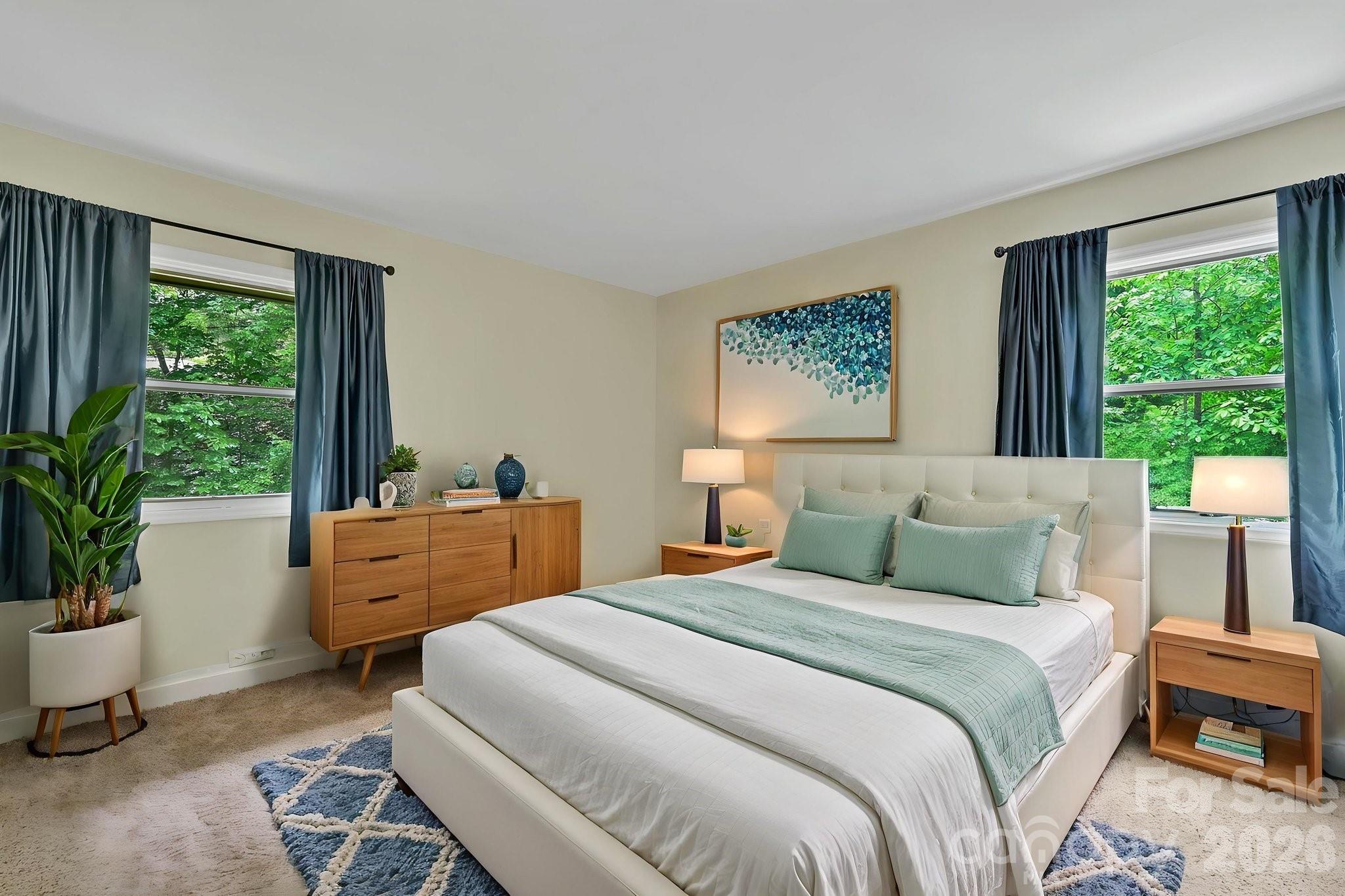 22 Robinhood Road Asheville NC 28804