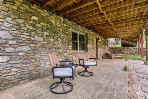 36 Avon Road Asheville NC 28805