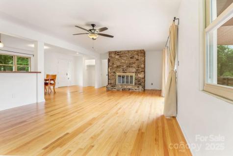 36 Avon Road Asheville NC 28805