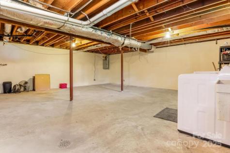 36 Avon Road Asheville NC 28805