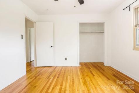 36 Avon Road Asheville NC 28805