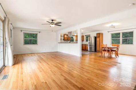 36 Avon Road Asheville NC 28805