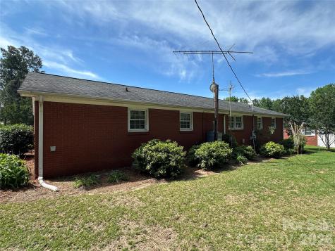 419 E Pigg Street Pageland SC 29728