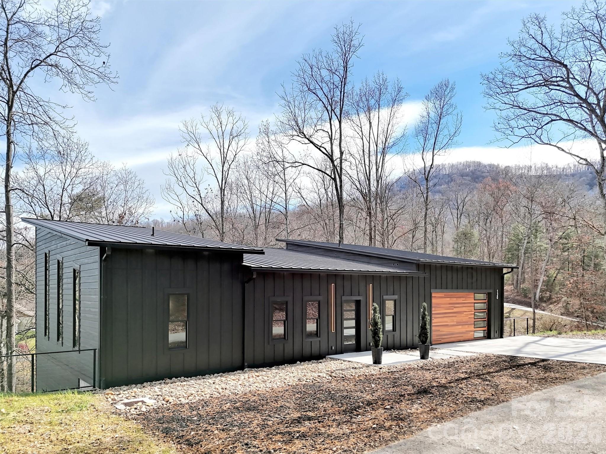 130 Midway Crossing Drive Clyde NC 28721