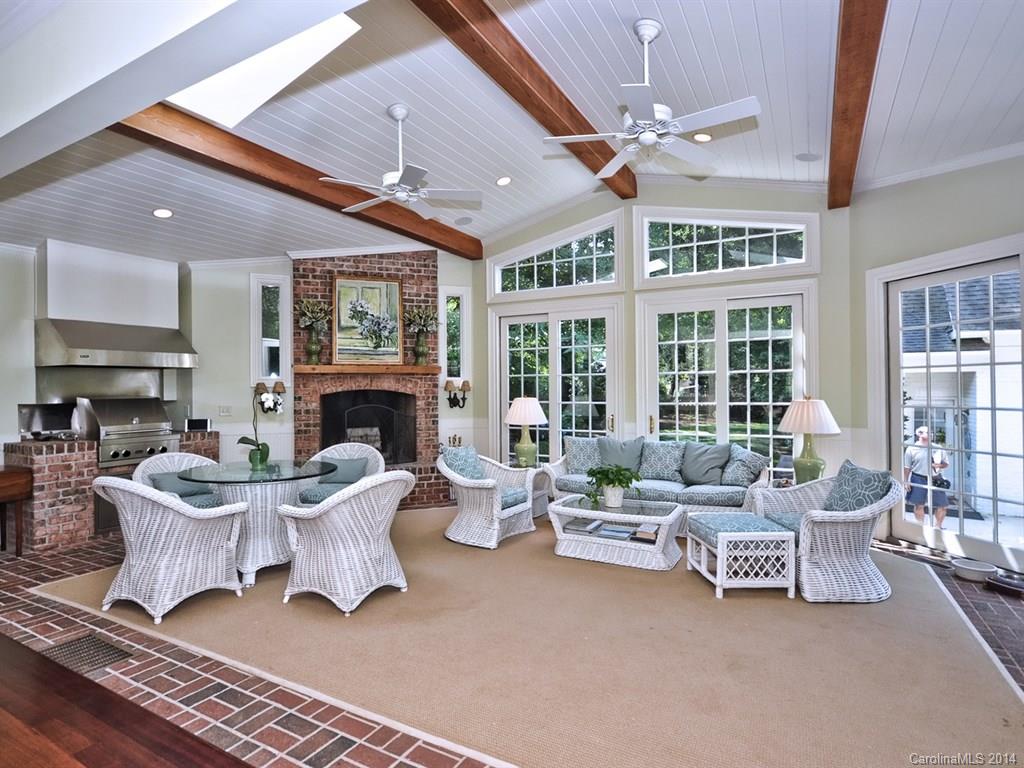 2415 Westfield Road Charlotte NC 28207