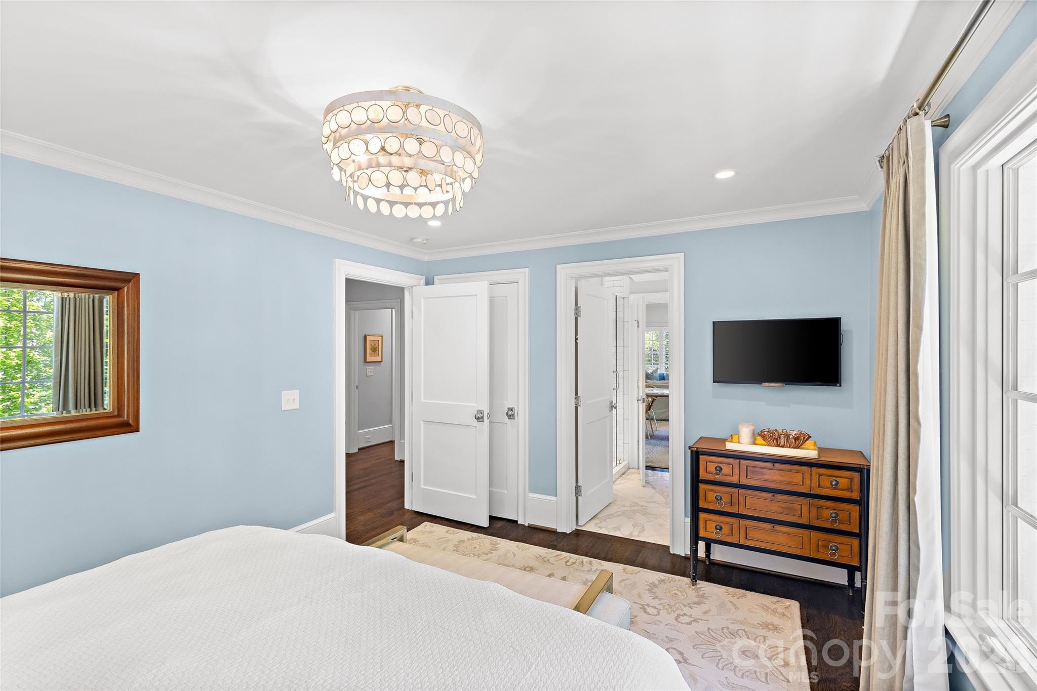 2638 Hampton Avenue Charlotte NC 28207