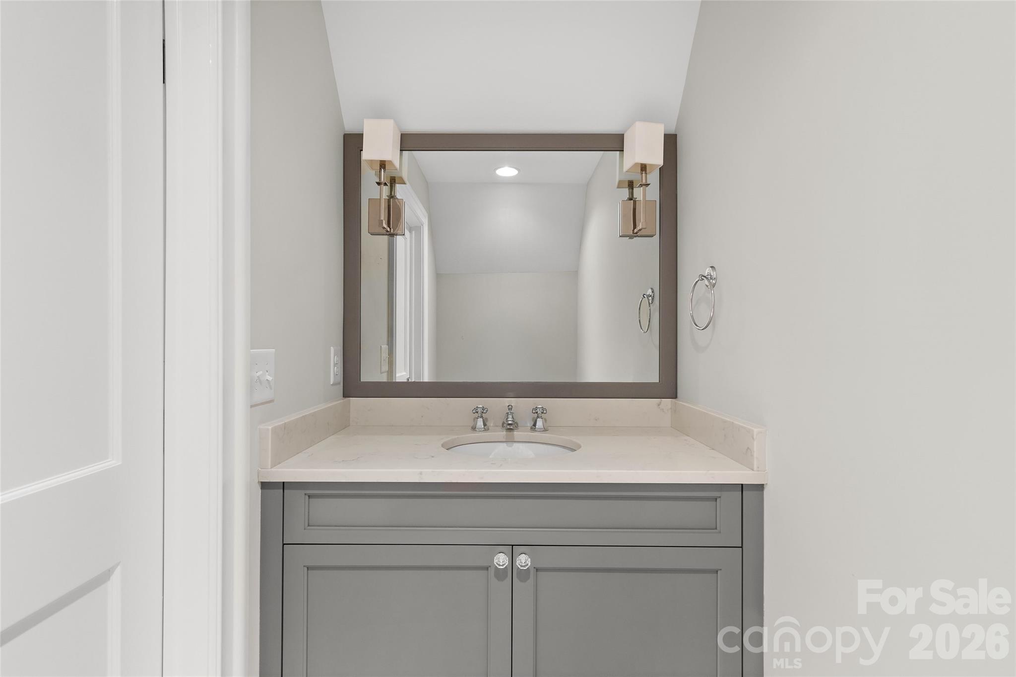 2638 Hampton Avenue Charlotte NC 28207