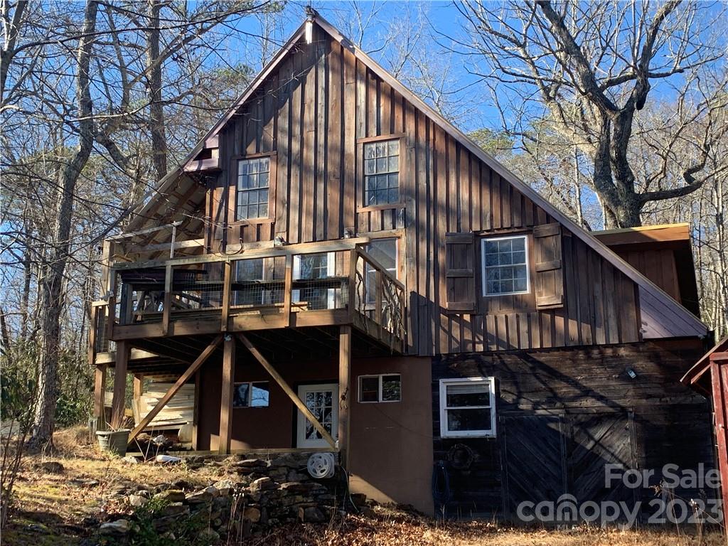104 Down To Earth Drive Burnsville NC 28714