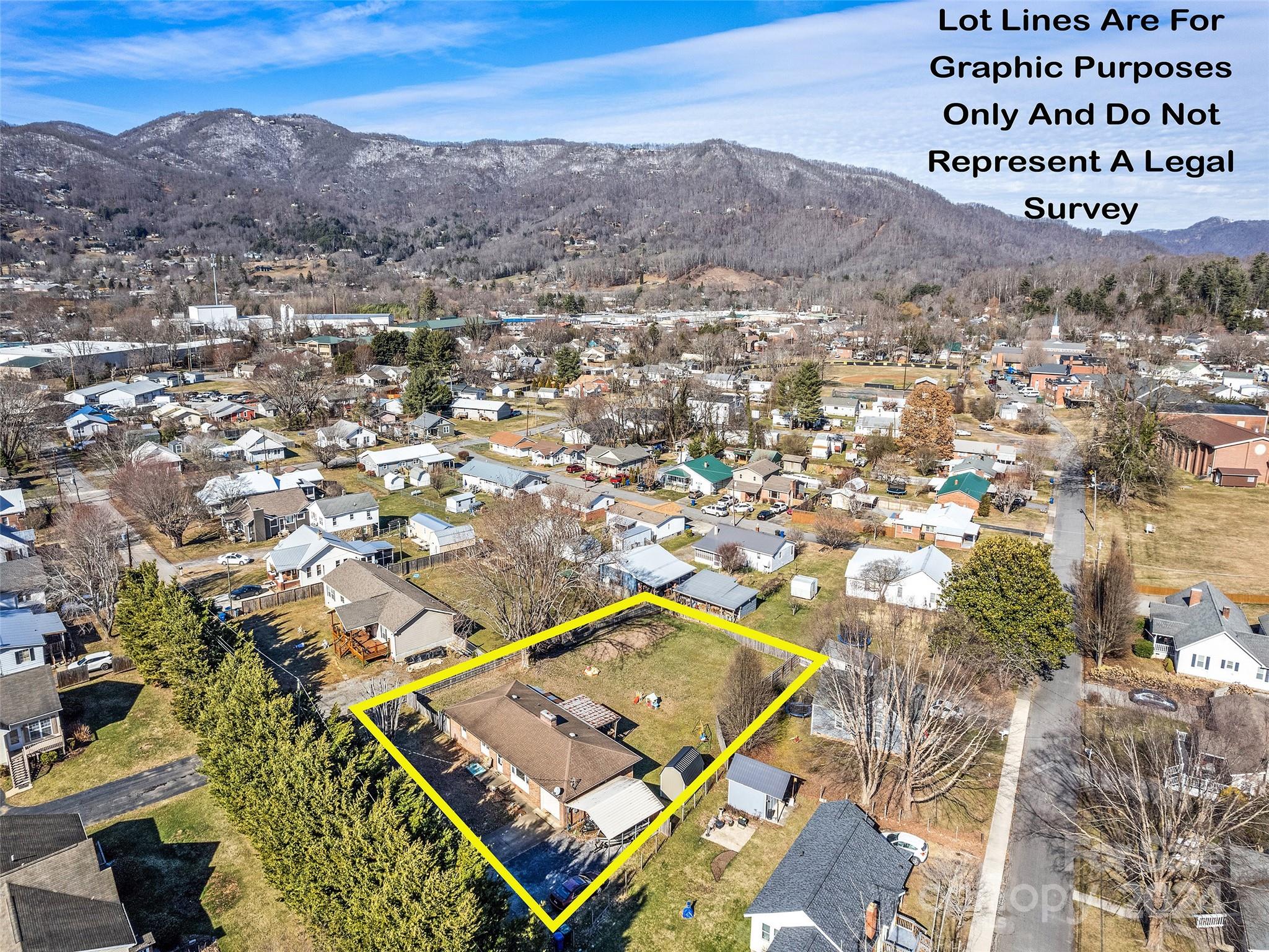 28 Poplar Street Waynesville NC 28786