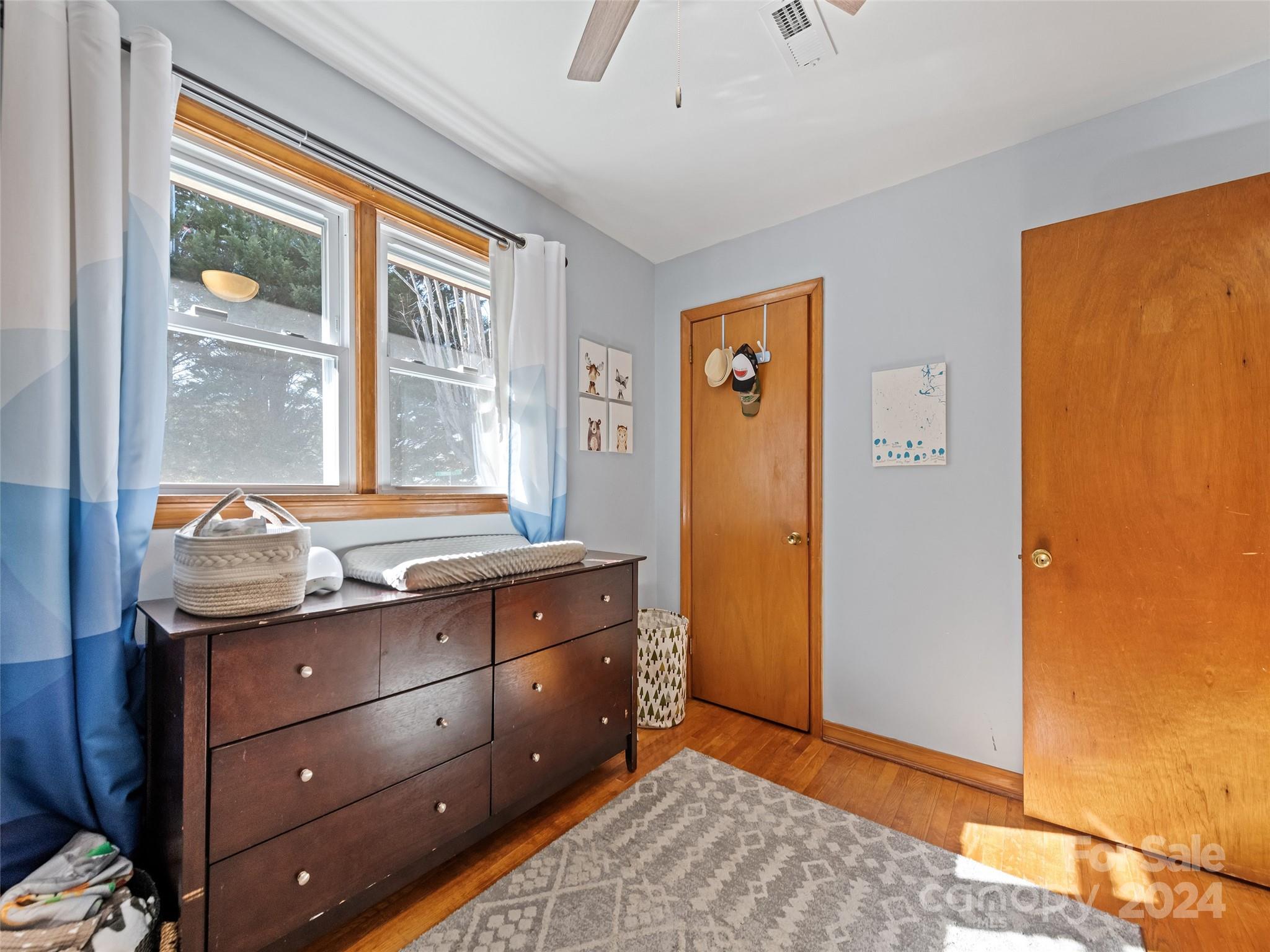 28 Poplar Street Waynesville NC 28786
