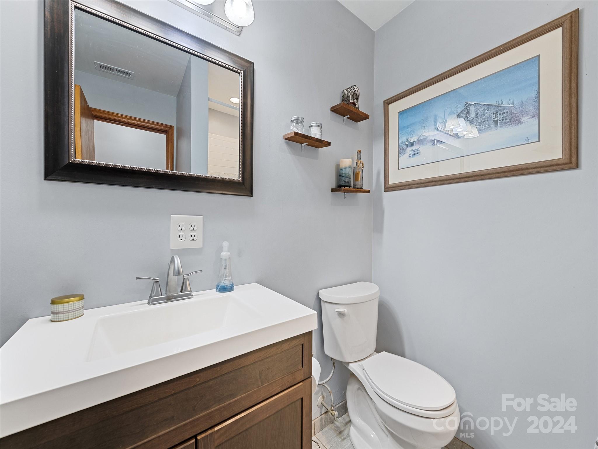 28 Poplar Street Waynesville NC 28786