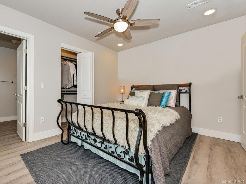 2211 Custer Street Charlotte NC 28216