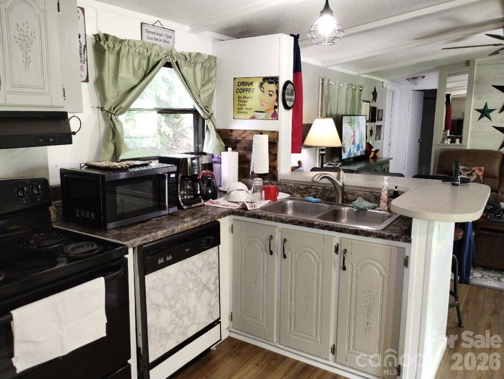 729 Don Felmet Road Marshall NC 28753
