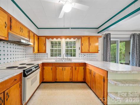 338 Sweet Creek Road Bakersville NC 28705