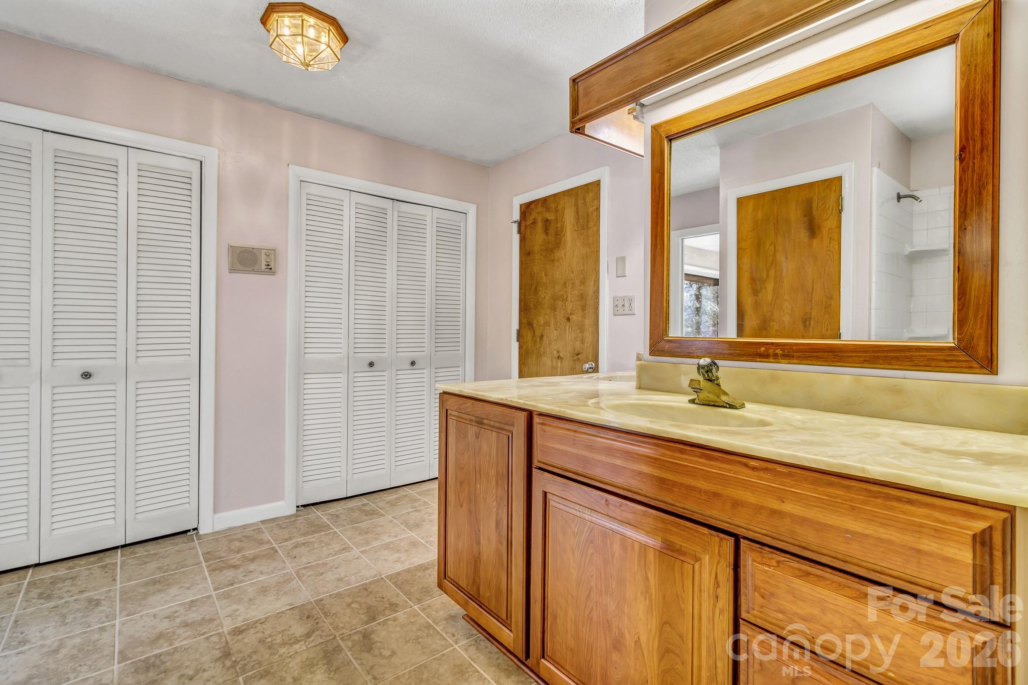 3 Frith Drive Asheville NC 28803