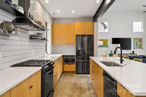 84 Malvern Walk Asheville NC 28806