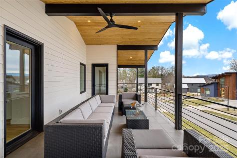 84 Malvern Walk Asheville NC 28806