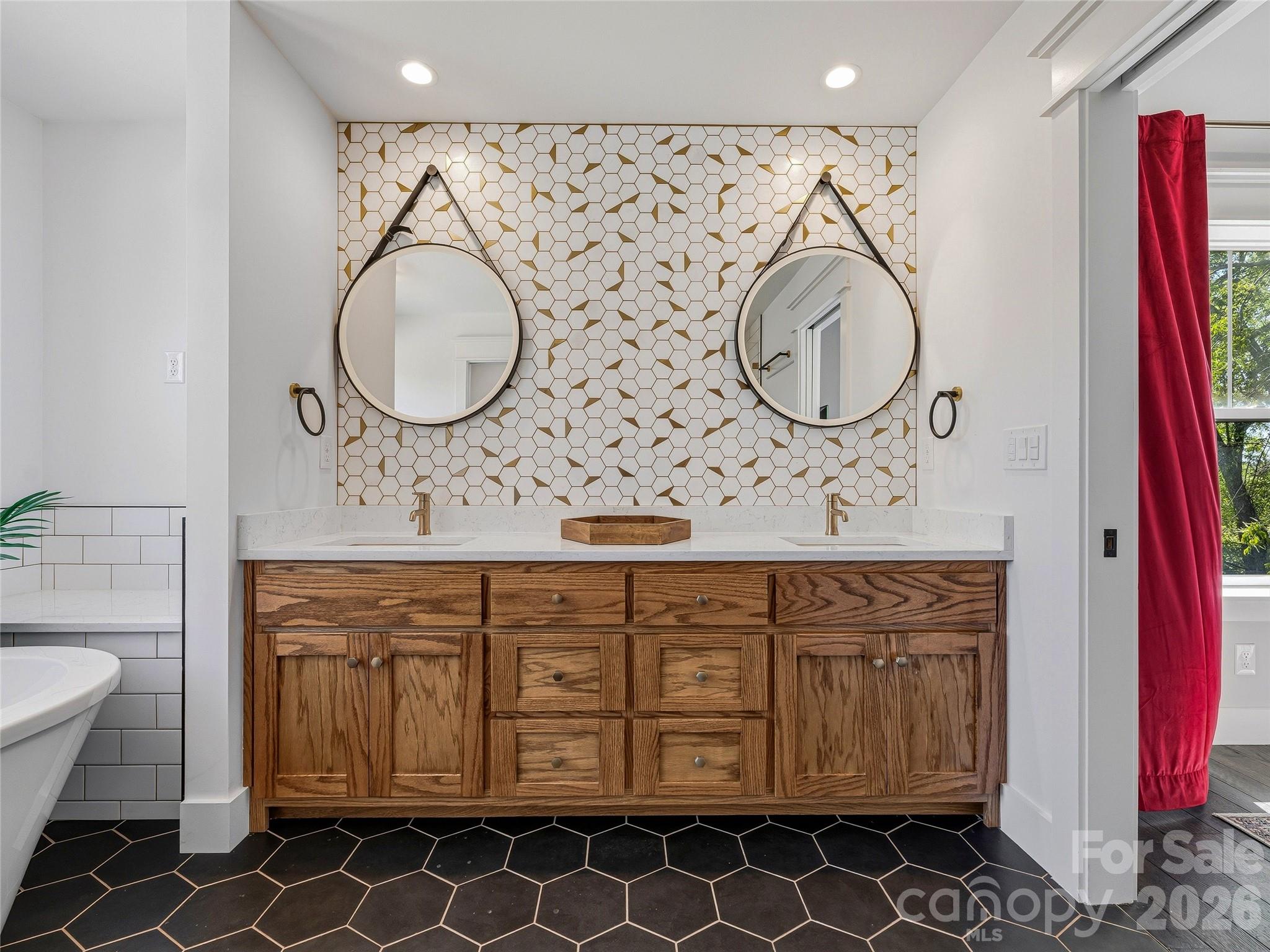 55 Acona Lane Asheville NC 28803