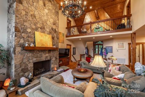 5378 Oak Crest Lane Lenoir NC 28645