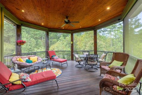5378 Oak Crest Lane Lenoir NC 28645