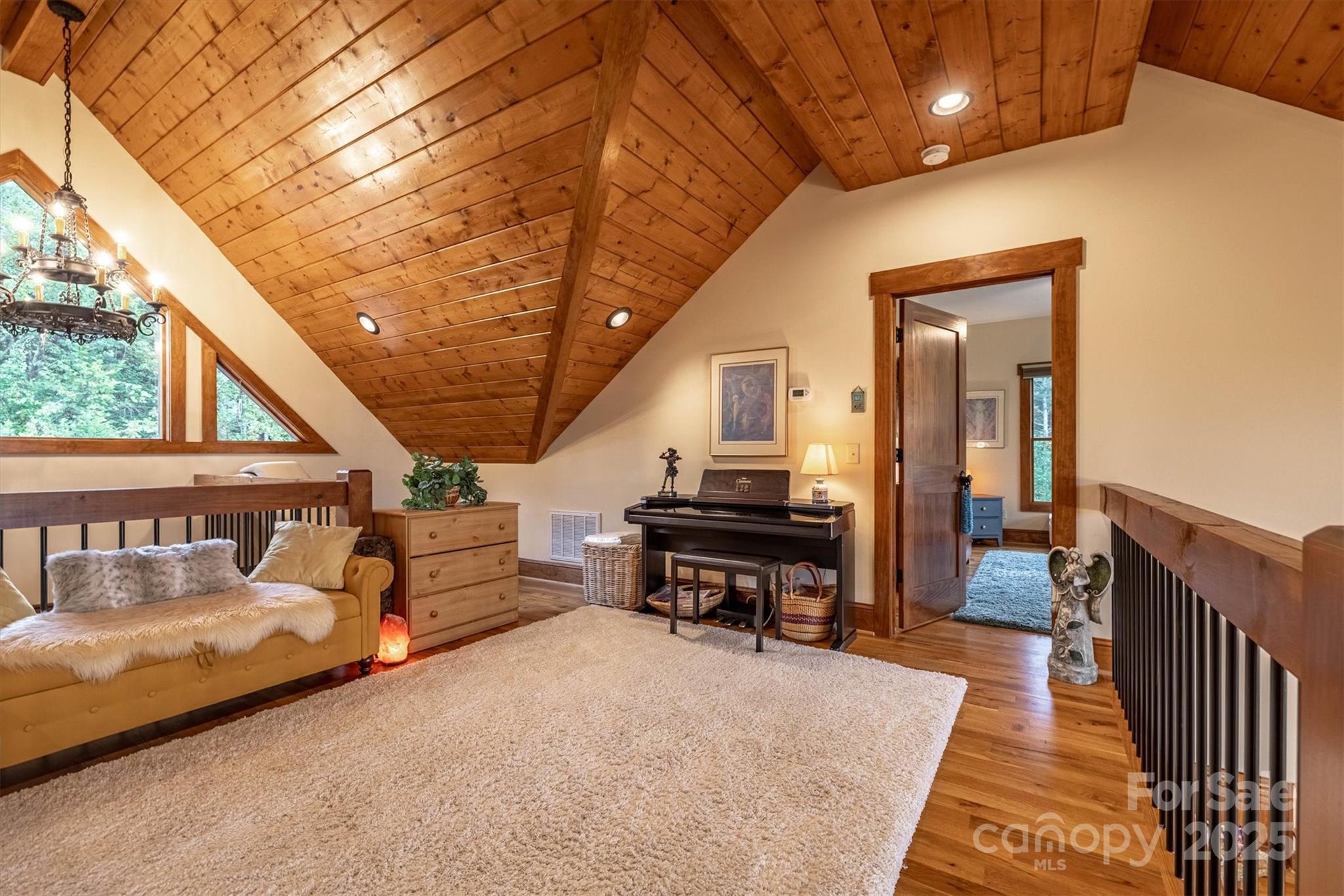 5378 Oak Crest Lane Lenoir NC 28645