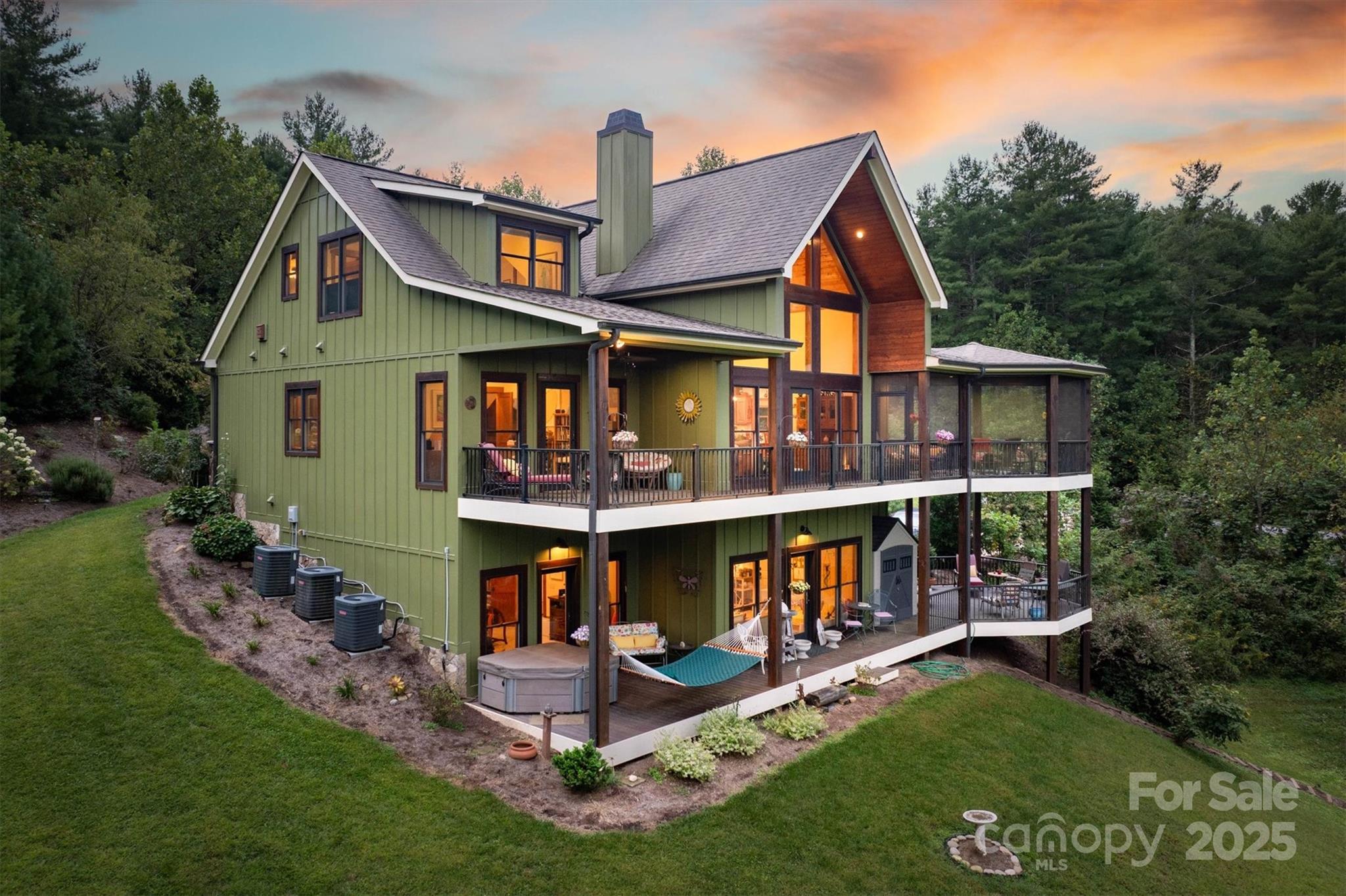 5378 Oak Crest Lane Lenoir NC 28645