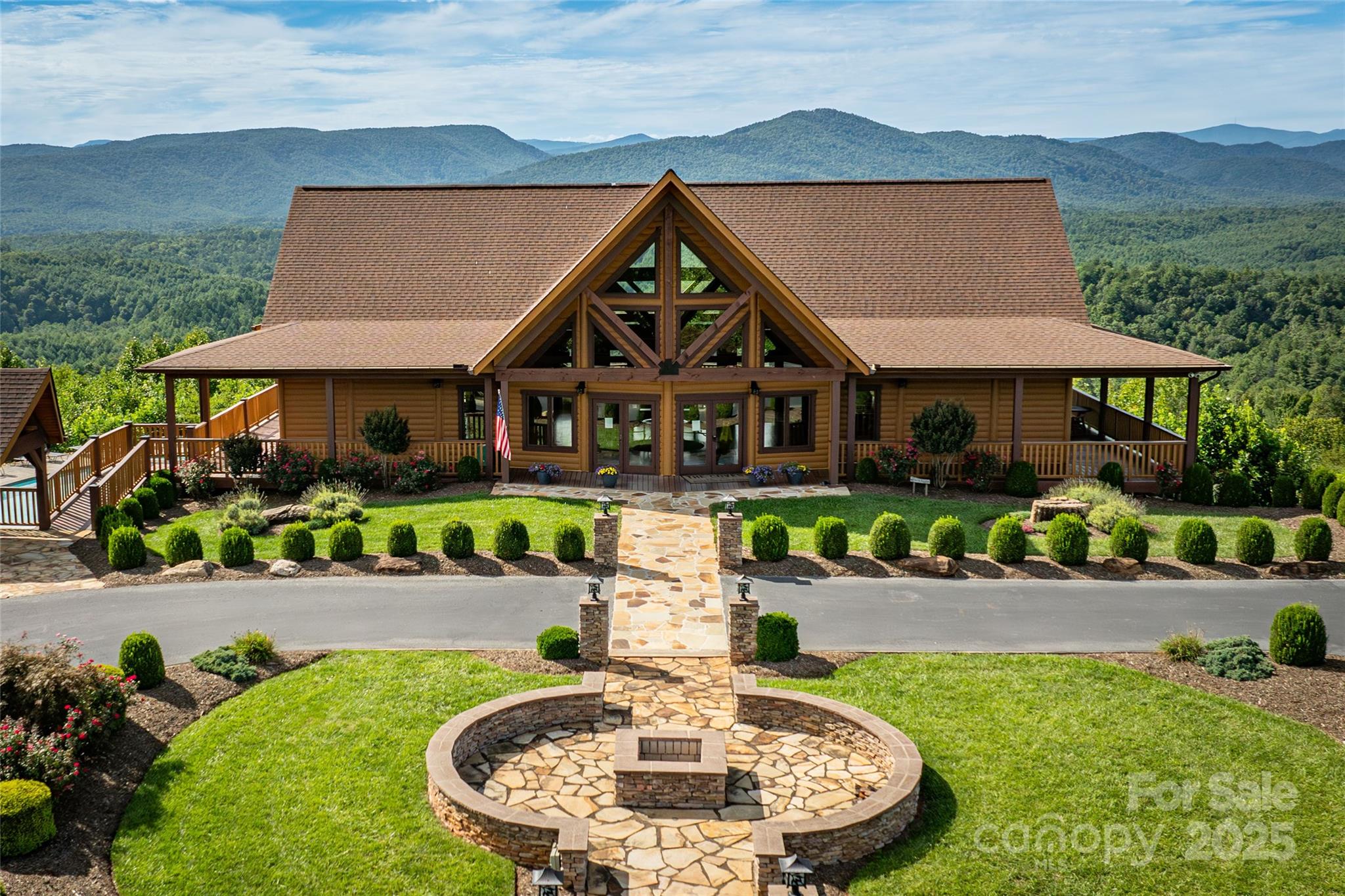 5378 Oak Crest Lane Lenoir NC 28645