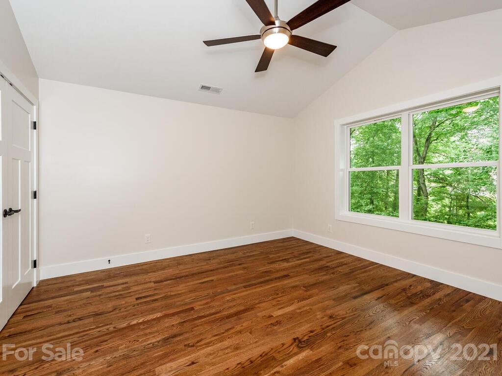 4 Singing Canary Lane Asheville NC 28805
