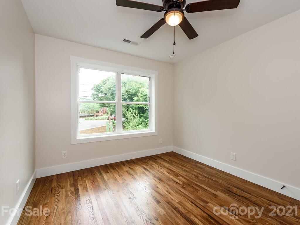 4 Singing Canary Lane Asheville NC 28805