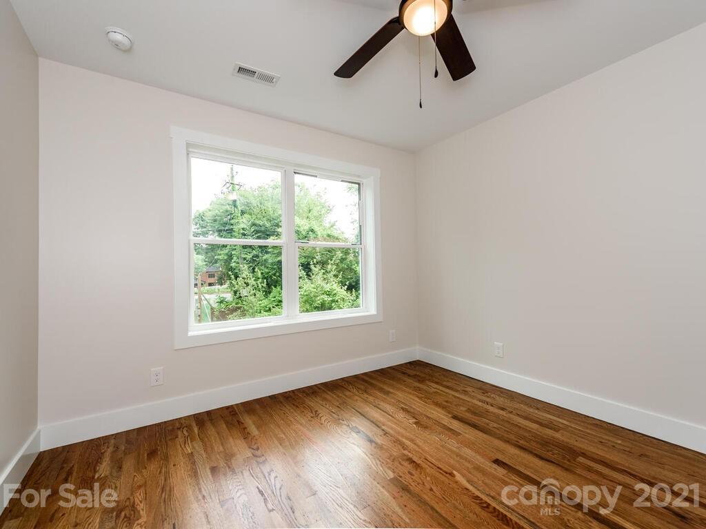 4 Singing Canary Lane Asheville NC 28805