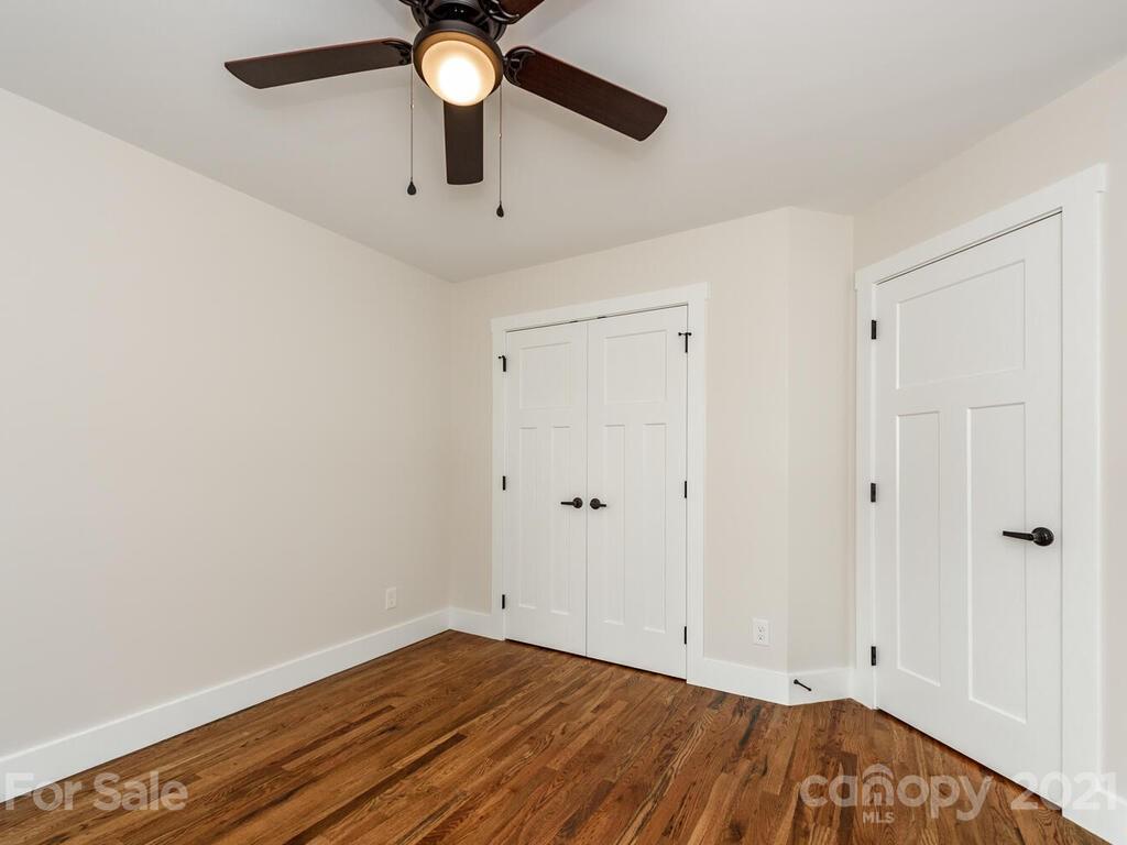 4 Singing Canary Lane Asheville NC 28805