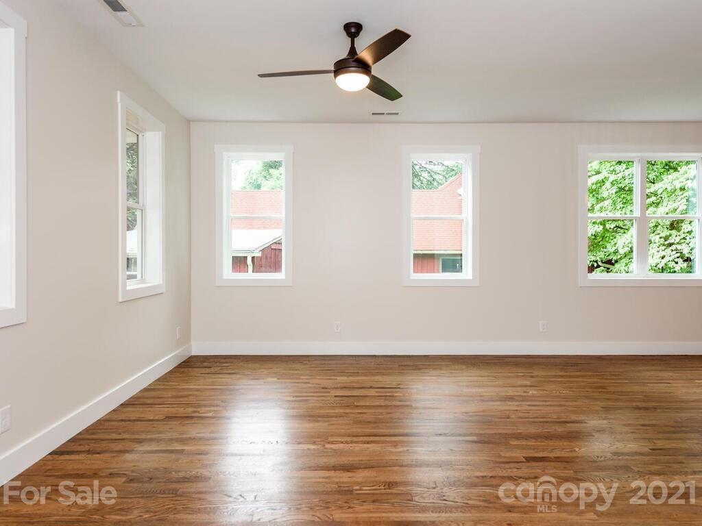 4 Singing Canary Lane Asheville NC 28805