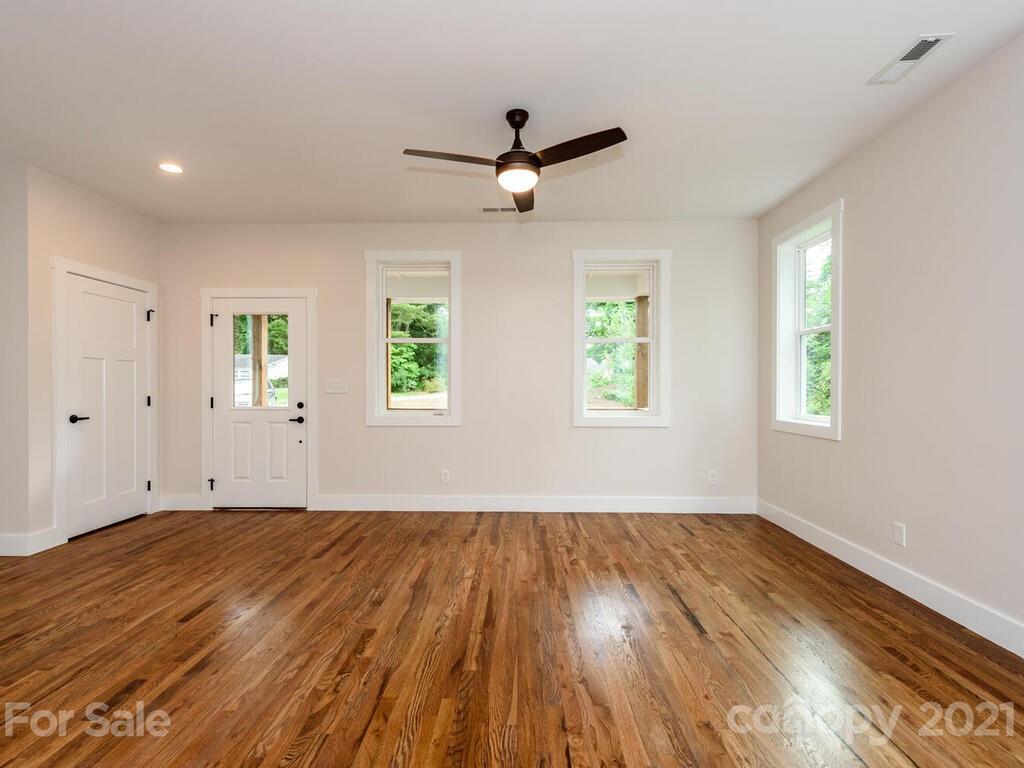 4 Singing Canary Lane Asheville NC 28805