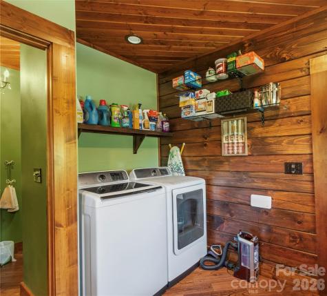 129 Apple Farm Road Bakersville NC 28705