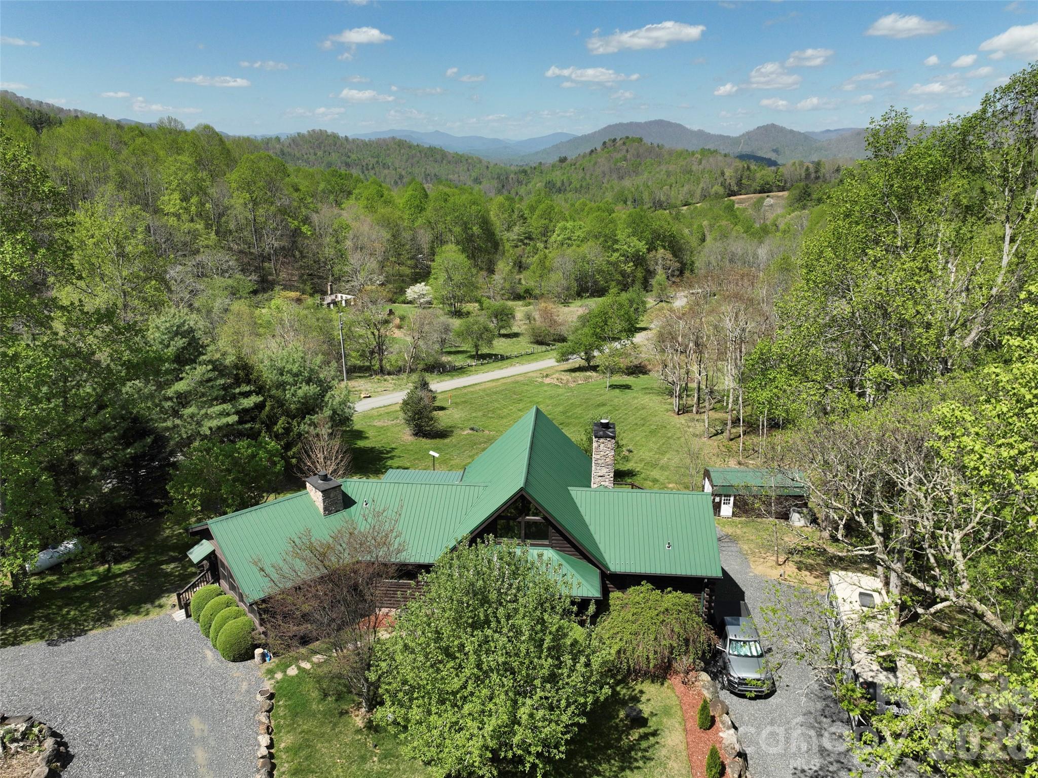 129 Apple Farm Road Bakersville NC 28705