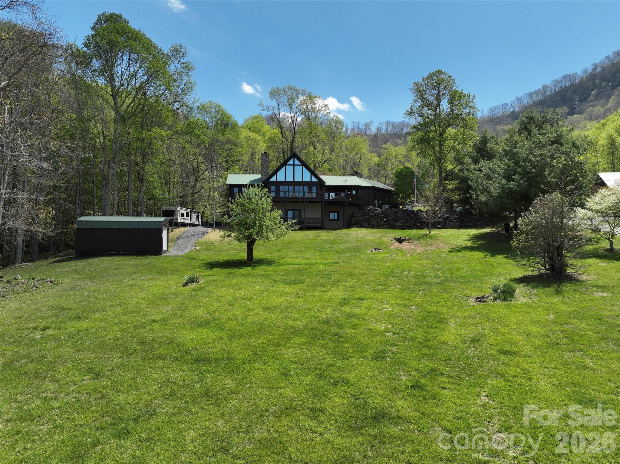 129 Apple Farm Road Bakersville NC 28705