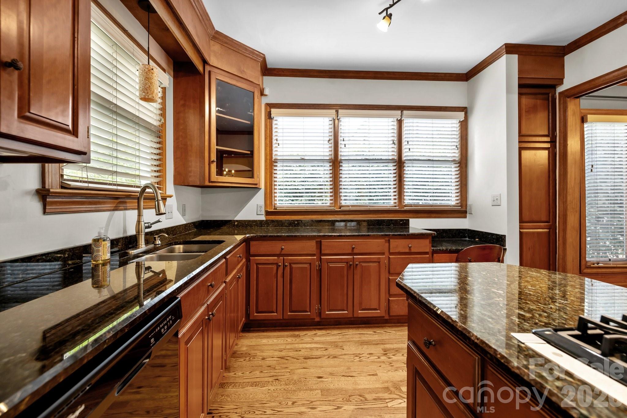 230 N Brackenbury Lane Charlotte NC 28270