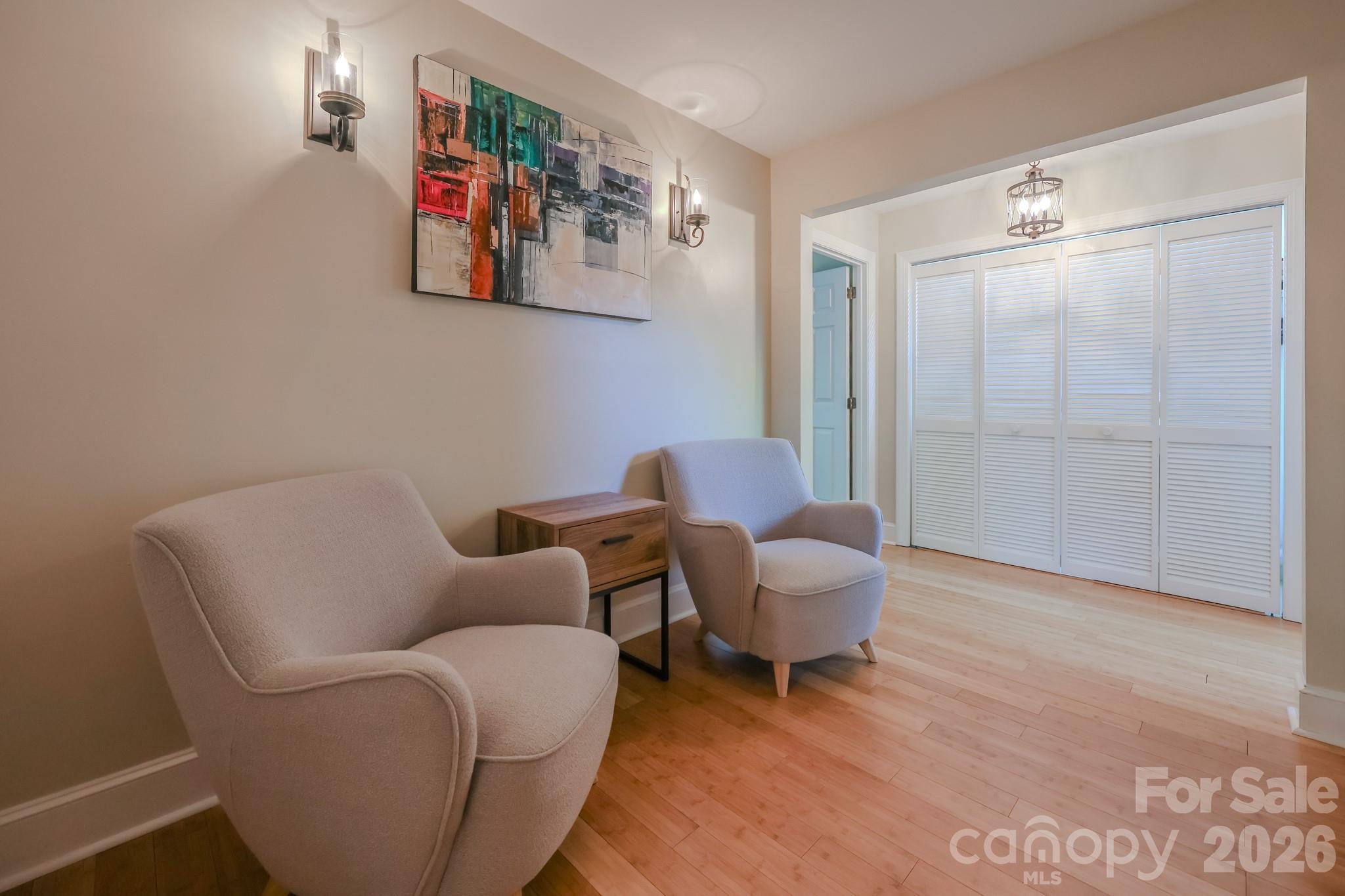 230 N Brackenbury Lane Charlotte NC 28270