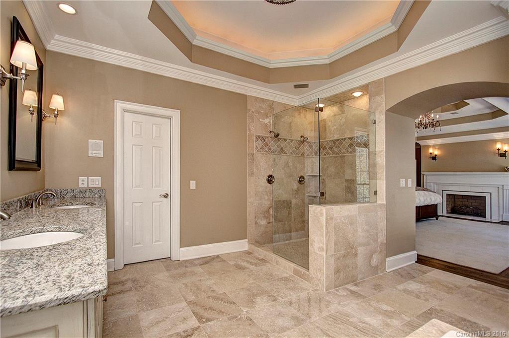 6320 Glynmoor Lakes Drive Charlotte NC 28277