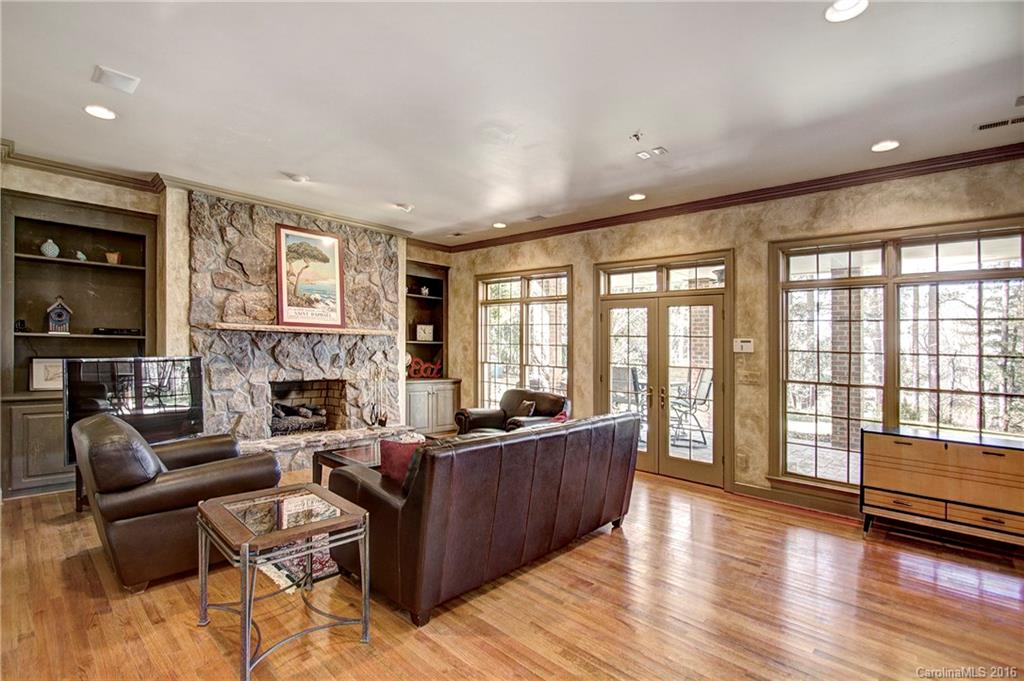 6320 Glynmoor Lakes Drive Charlotte NC 28277