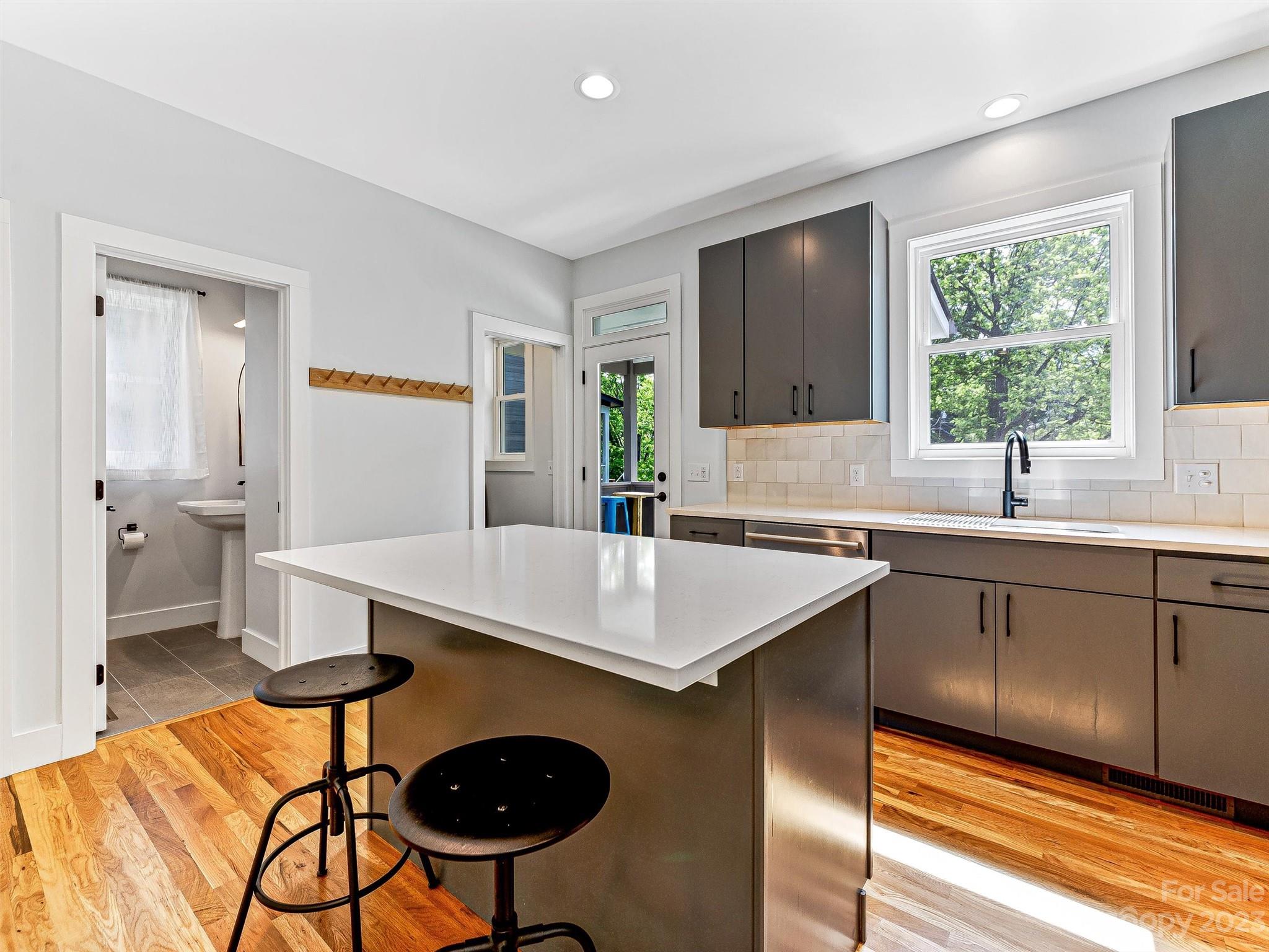 270 Waynesville Avenue Asheville NC 28806