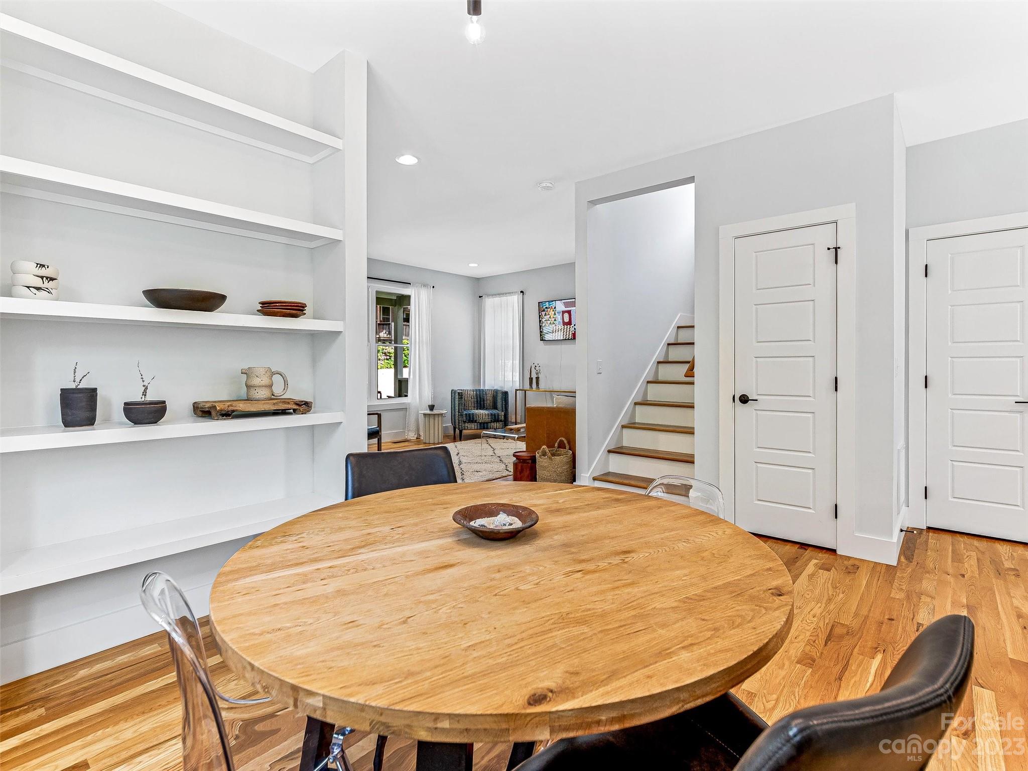 270 Waynesville Avenue Asheville NC 28806