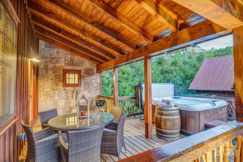 56 Eagle Cottage Lane Banner Elk NC 28604