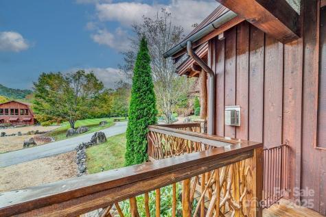 56 Eagle Cottage Lane Banner Elk NC 28604