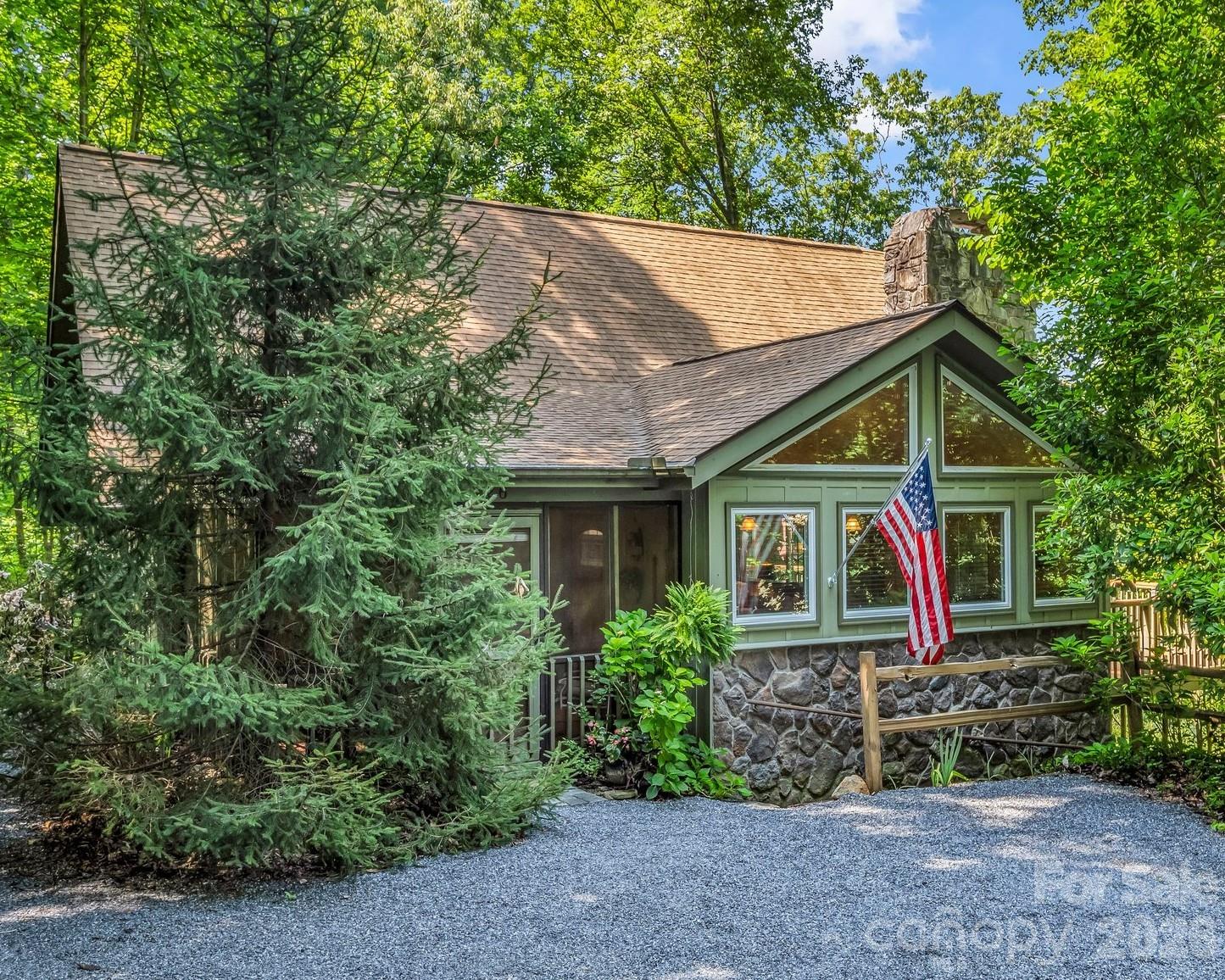 126 Sleeping Bear Lane Lake Lure NC 28746