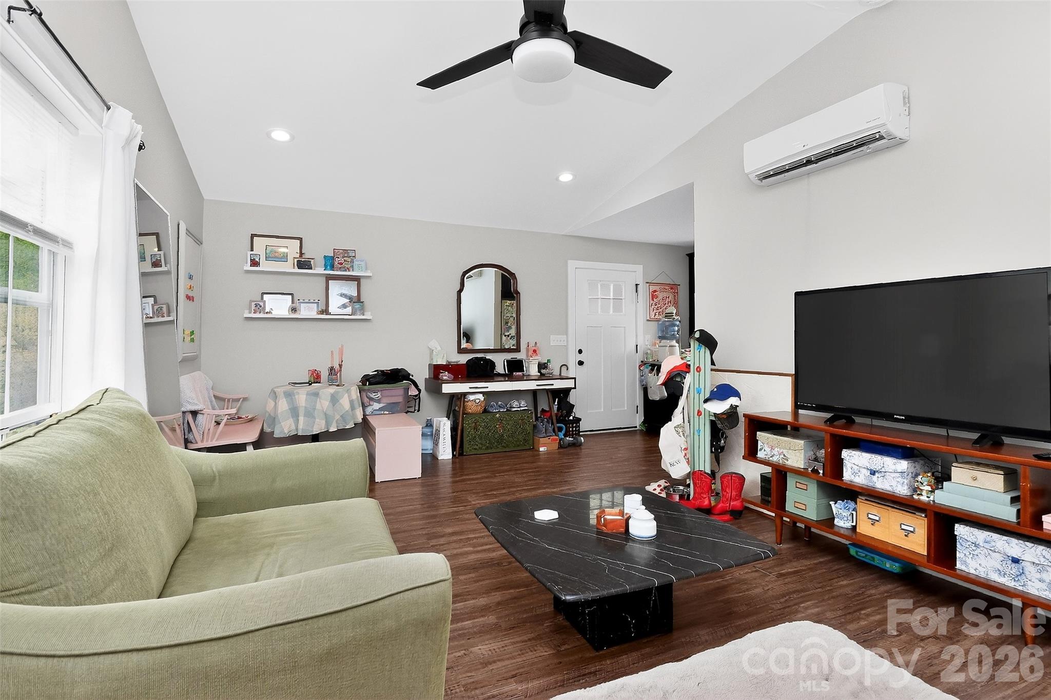 4231 Craig Avenue Charlotte NC 28211