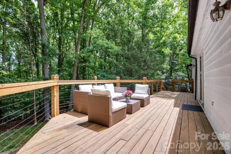 9307 Raintree Lane Charlotte NC 28277