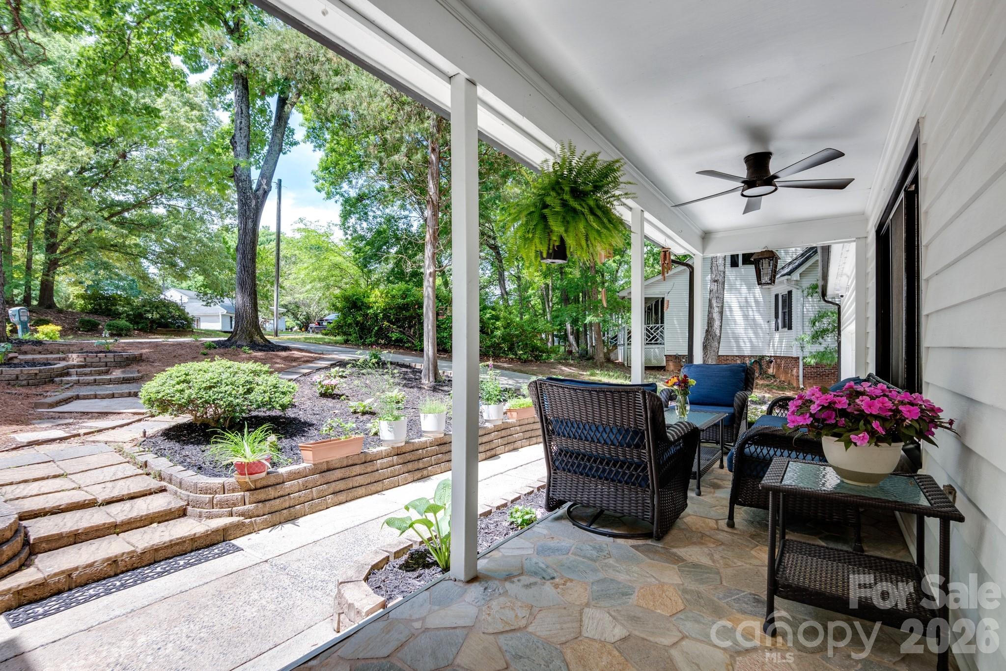 9307 Raintree Lane Charlotte NC 28277